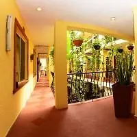 Hotel Hacienda Mariposa 普拉亚卡门